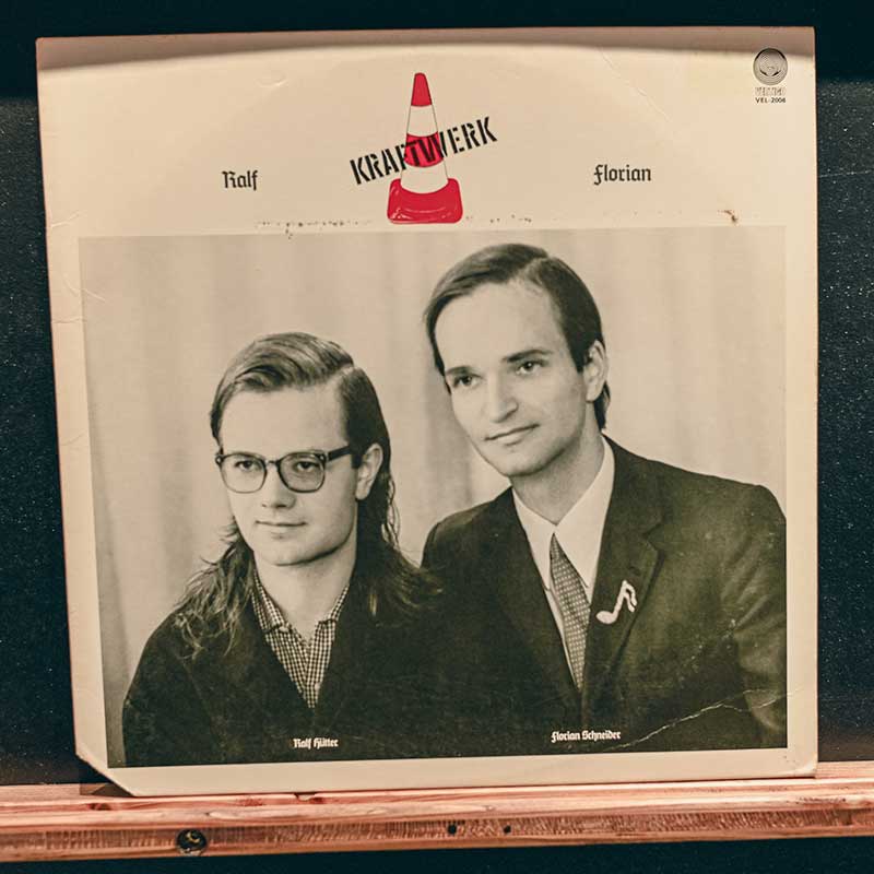 Foto des Schallplattencovers, Ralf & Florian (1973) by Kraftwerk